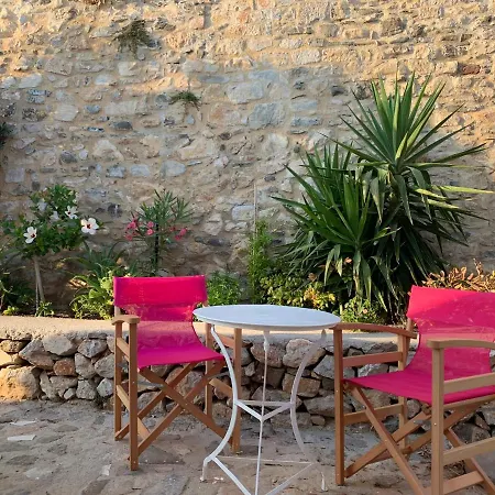 Anna S House In Chora